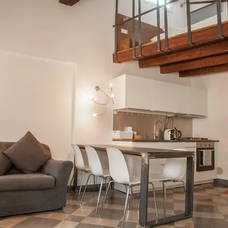 Top Suites - Piazza Pontida Loft Apartment
